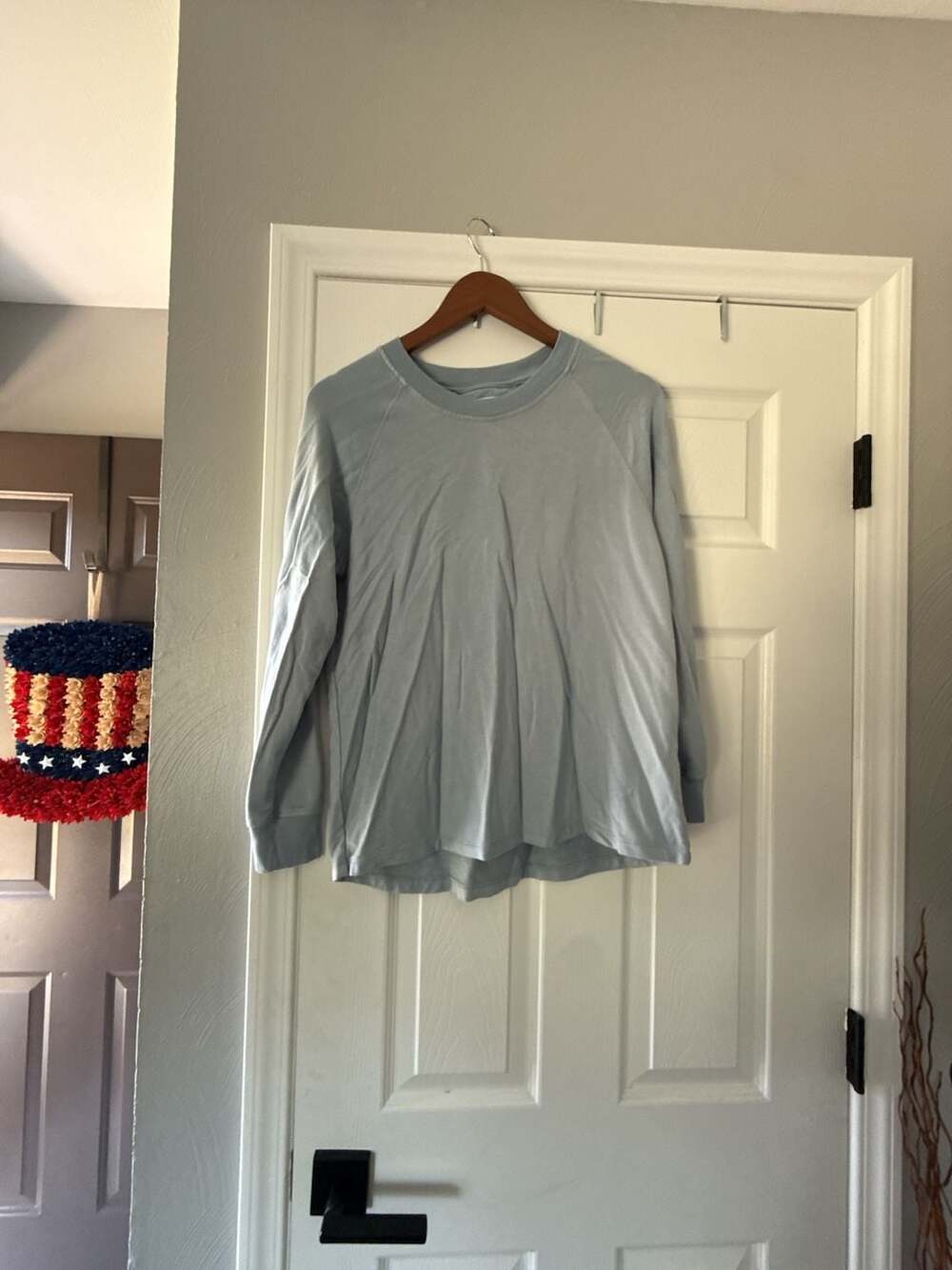 Lake Blue Long Sleeve Modal Spandex Crewneck Pullover Sweatshirt Size M
